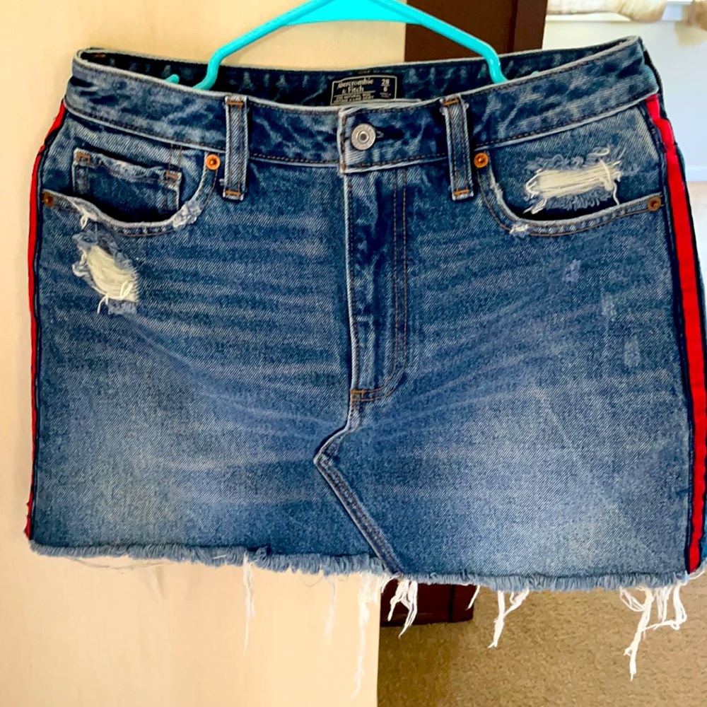 Vintage denim mini skirt